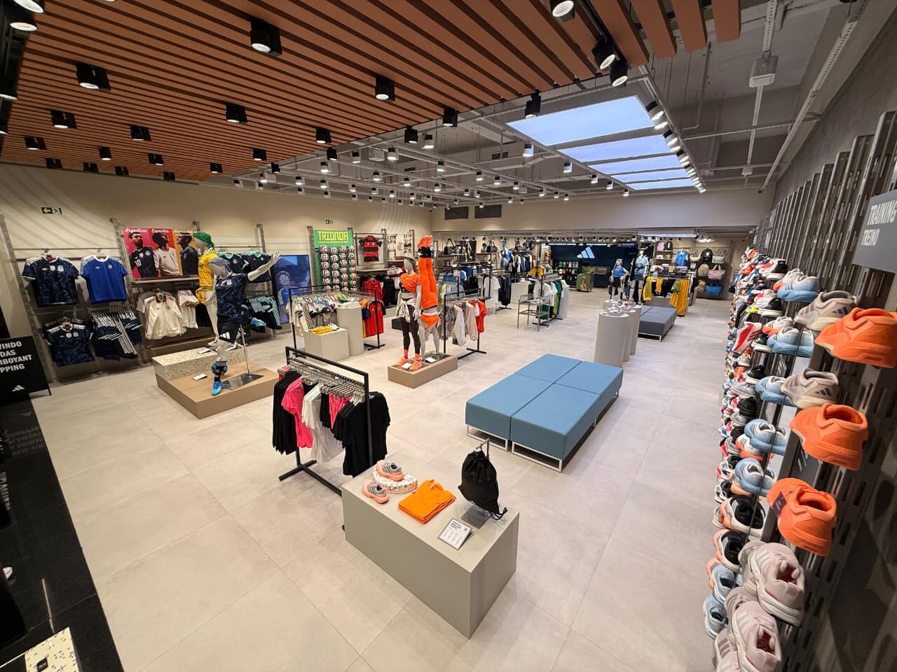 Adidas · Shopping Flamboyant, foto 2 da obra executada pela Rogal Engenharia