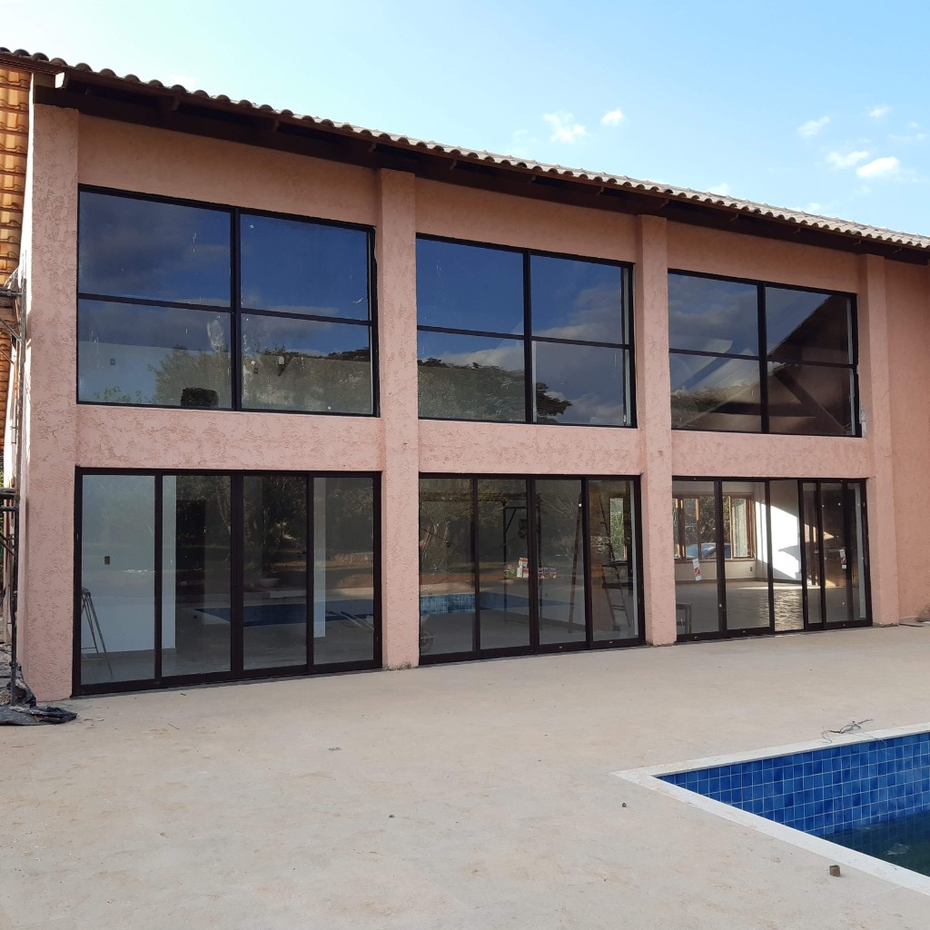 Construção Casa em Condomínio · Igarapé II, foto 3 da obra executada pela Rogal Engenharia