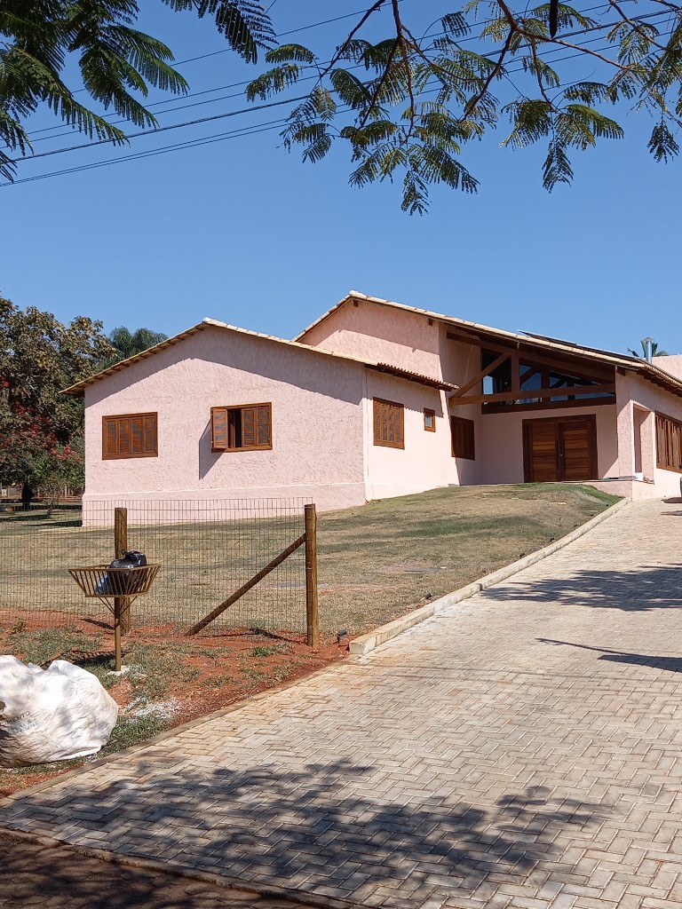Construção Casa em Condomínio · Igarapé II, foto 2 da obra executada pela Rogal Engenharia